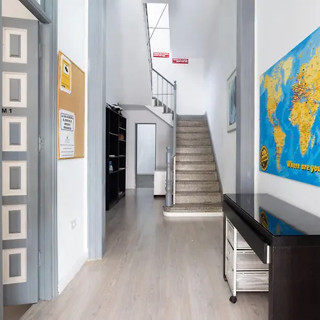 بيت شباب Wanderlust *