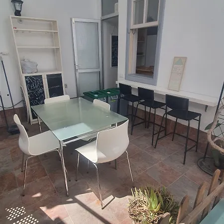 Wanderlust بيت شباب سانتا كروز دي تينيريف